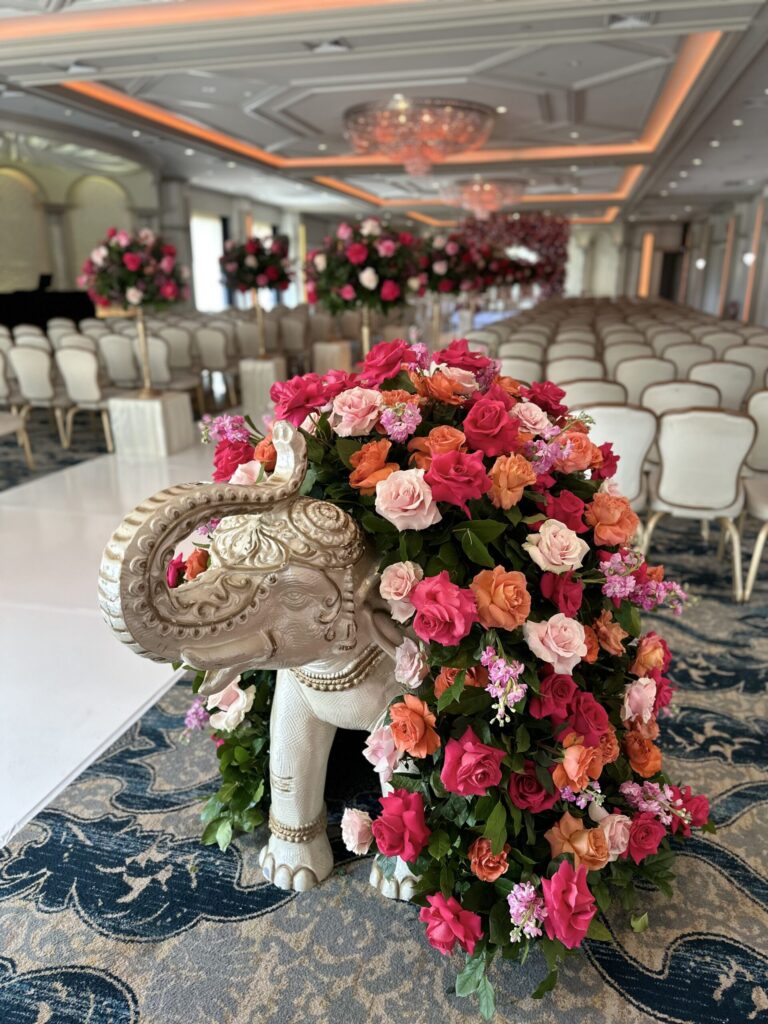 Entrance/Aisle Decor